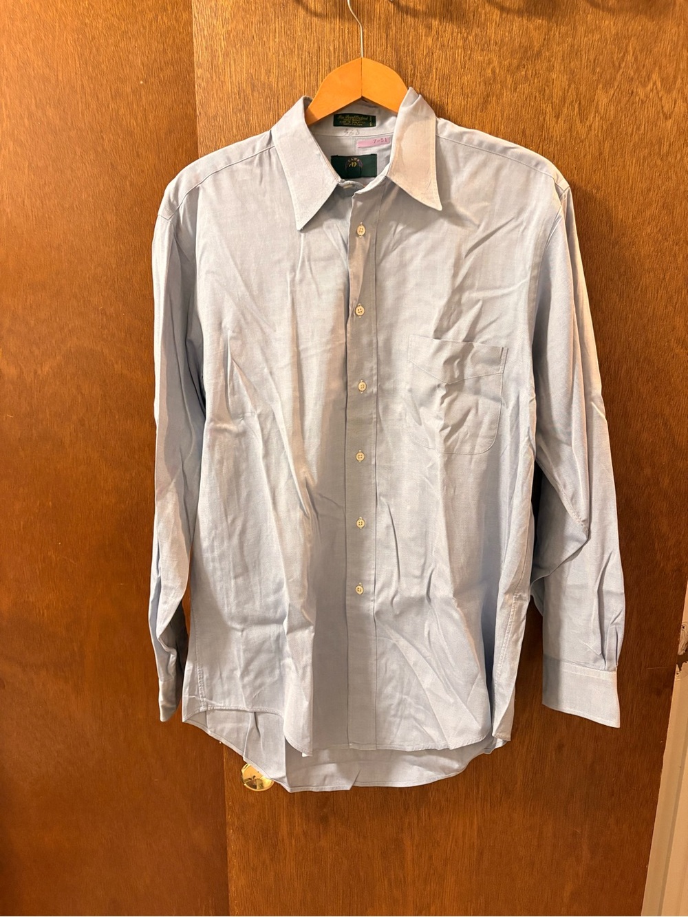 Men's Light Blue Dress Shirt - Classic Button-Down(npt)